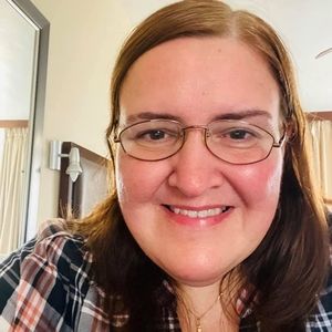 Meet your Posher, Louisa